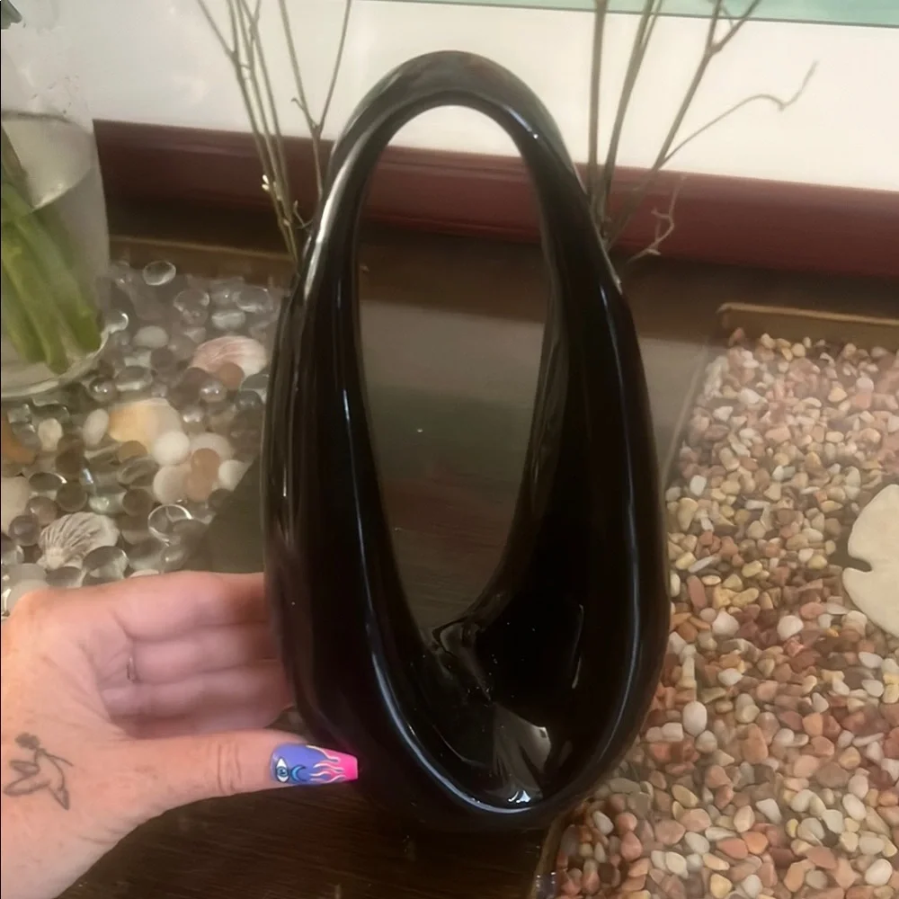 Toyo vintage Elegant Black Vase - Picture 6 of 10